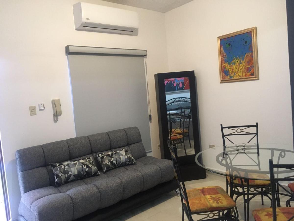 Suites Cervantes Chihuahua Exterior foto